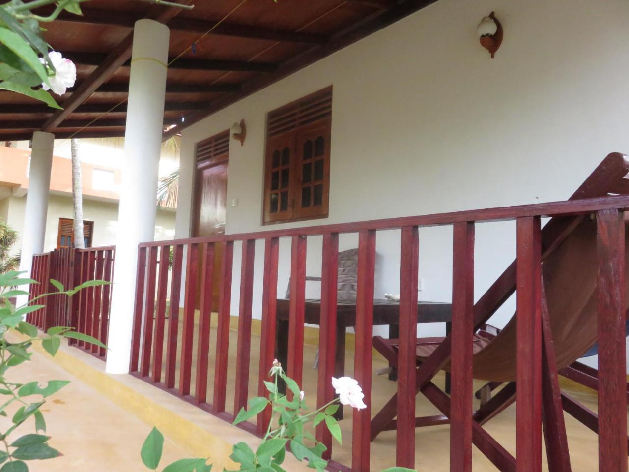 Beach Lagoon Guesthouse Tangalle Luaran gambar